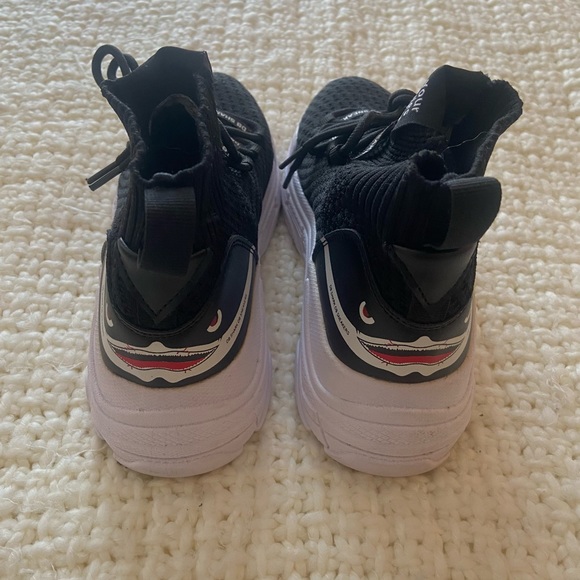 DB Shark Sneakers - Picture 3 of 4